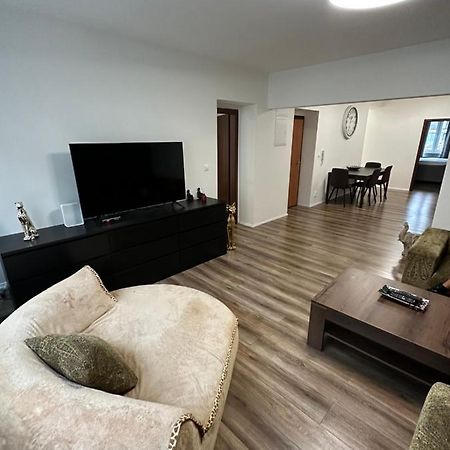 Medena Apartment Old Town With Free Parking Bratislava Eksteriør bilde