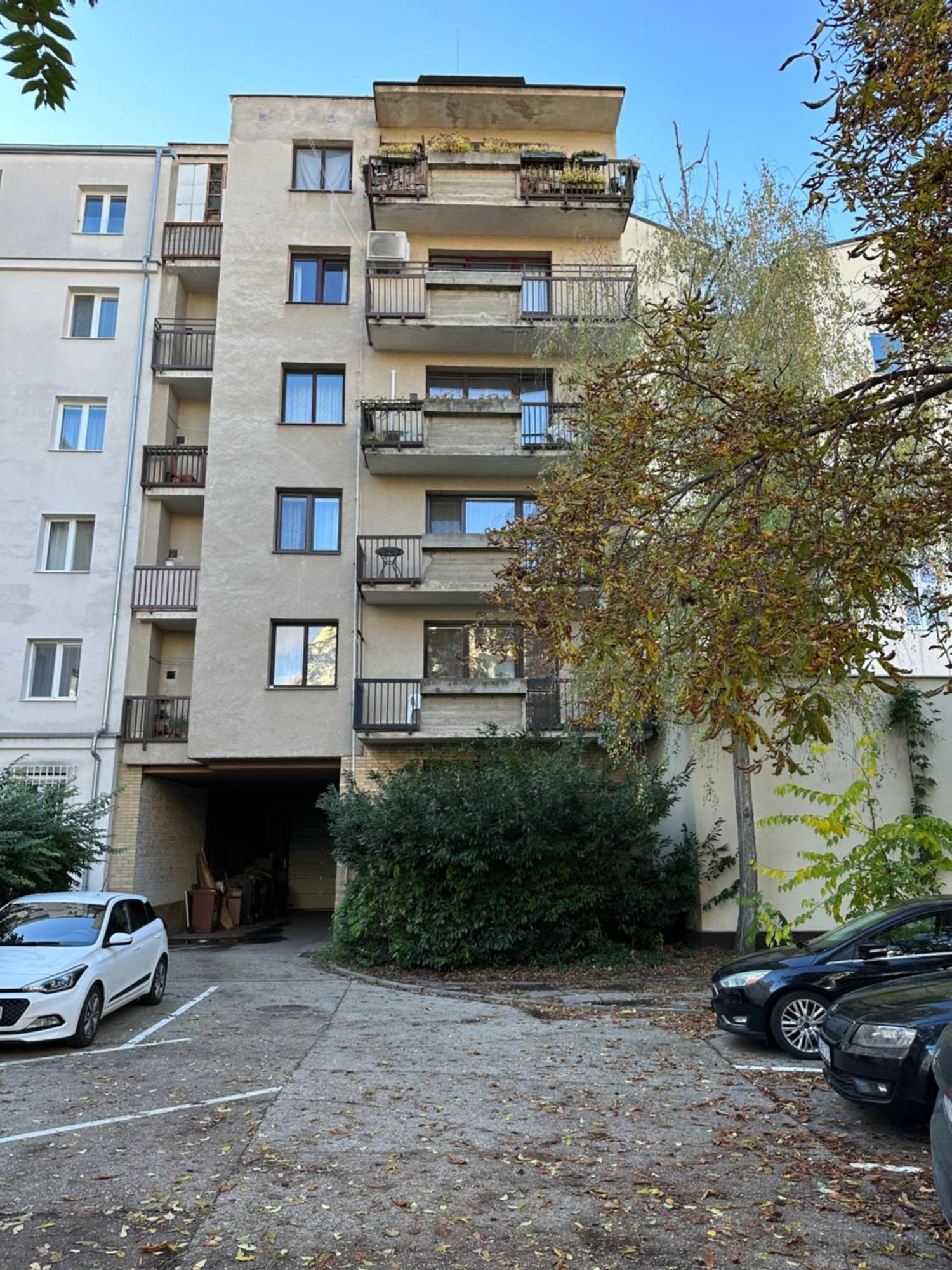 Medena Apartment Old Town With Free Parking Bratislava Eksteriør bilde